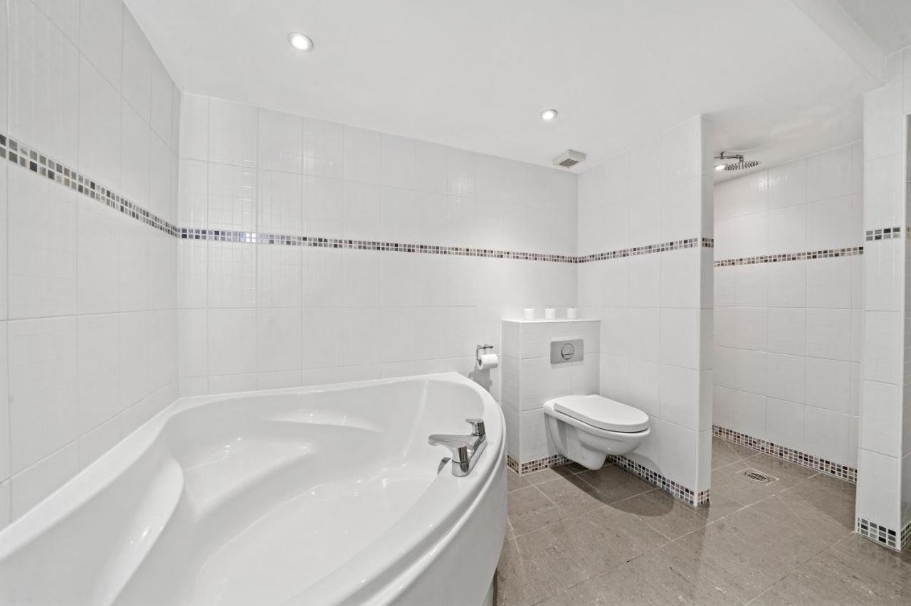 Vikings Duplex Apartment City Centre With Free Parking York Exterior photo
